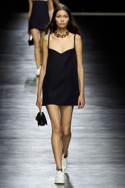 Look 52